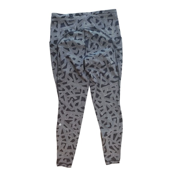 Lululemon Swift Speed High-Rise Tight 28" Leggings Size 10 Black/ White Chevron - Picture 4 of 6